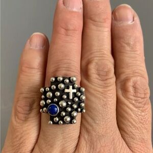 A Douglas solid heavy sterling silver ring lapis stone sz 6